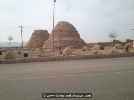 fig-29-yakhchal-from-highway-img_1375-rwm