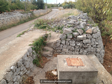 15b-roadside-cistern-b-img_0977-wm